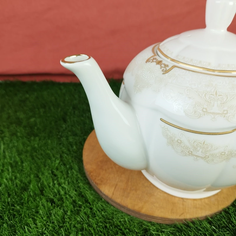 قوری چینی توس مدل فرناندو آفتاب سایز 17 با ارسال رایگان