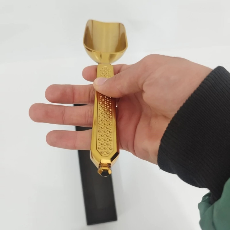 قاشق آجیل تمام فلزی طلایی کد 110G بسته 1 عددی