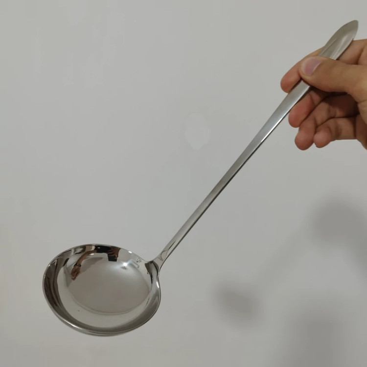 ملاقه بزرگ استیل نگیر گیلدا مدل الماسی کد 163 بسته 1 عددی با ارسال رایگان