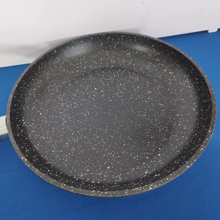 تابه گرانیتی تک دسته سایز 28 برند فورته مشکی FORTE