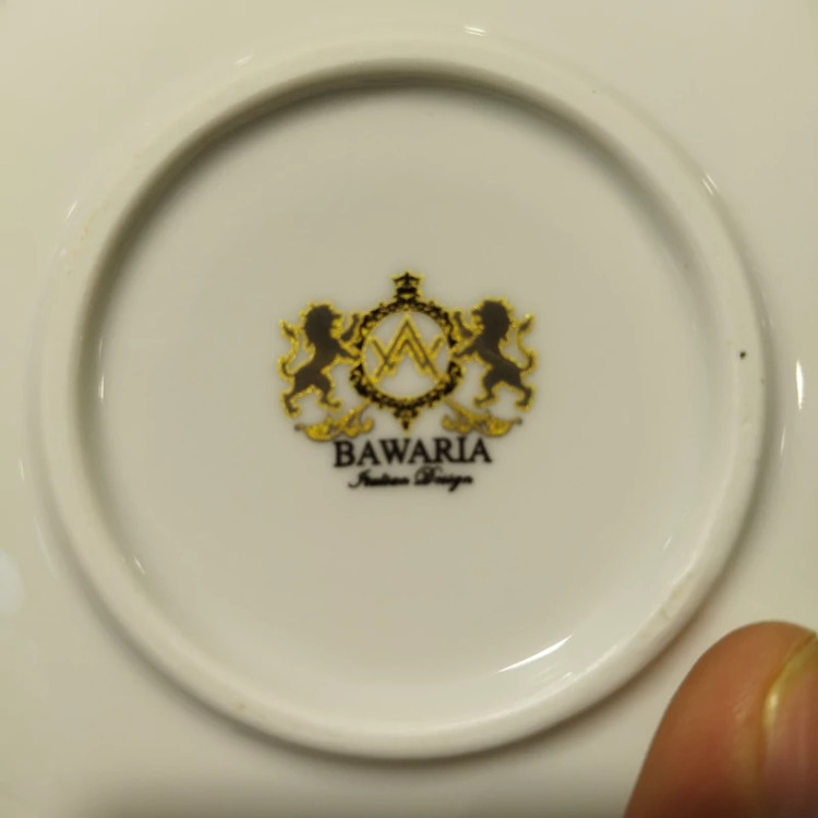 سرویس چینی 135 پارچه باواریا کد 537 ارسال رایگان