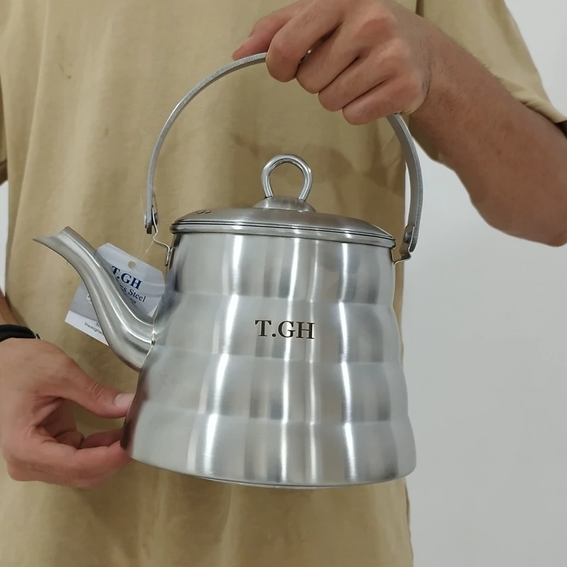 کتری استیل 2.5 لیتر برند قیطاسی کد 306000 T.GH با ارسال رایگان