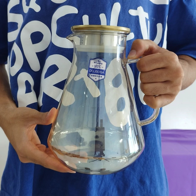 پارچ پیرکس 1900 میلی لیتر عسلی DELI کد 78 با ارسال رایگان