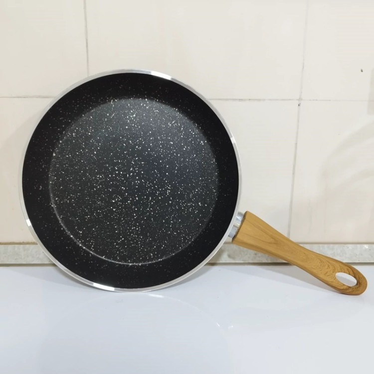 تابه تکدسته گرانیتی سایز 28 EVIZ اویز مدل فورج السا مشکی با ضمانت 12 ماهه ارسال رایگان