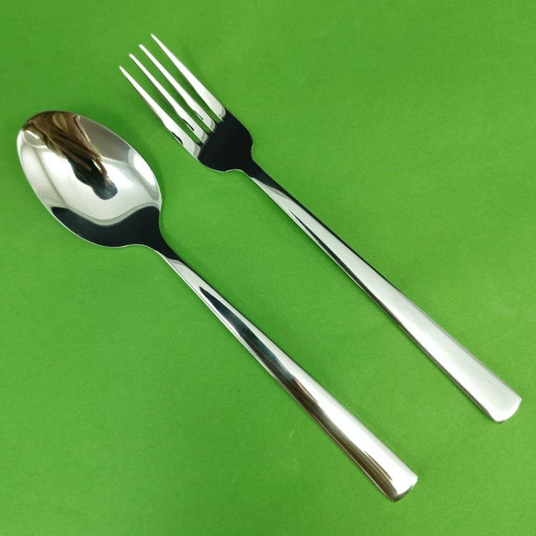 ست قاشق و چنگال 12 پارچه استیل یاشا کد 084 ارسال رایگان