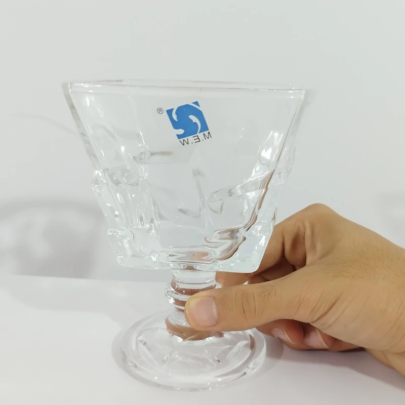 پسته خوری جفتی پایه دار برند M.E.W مدل کراک