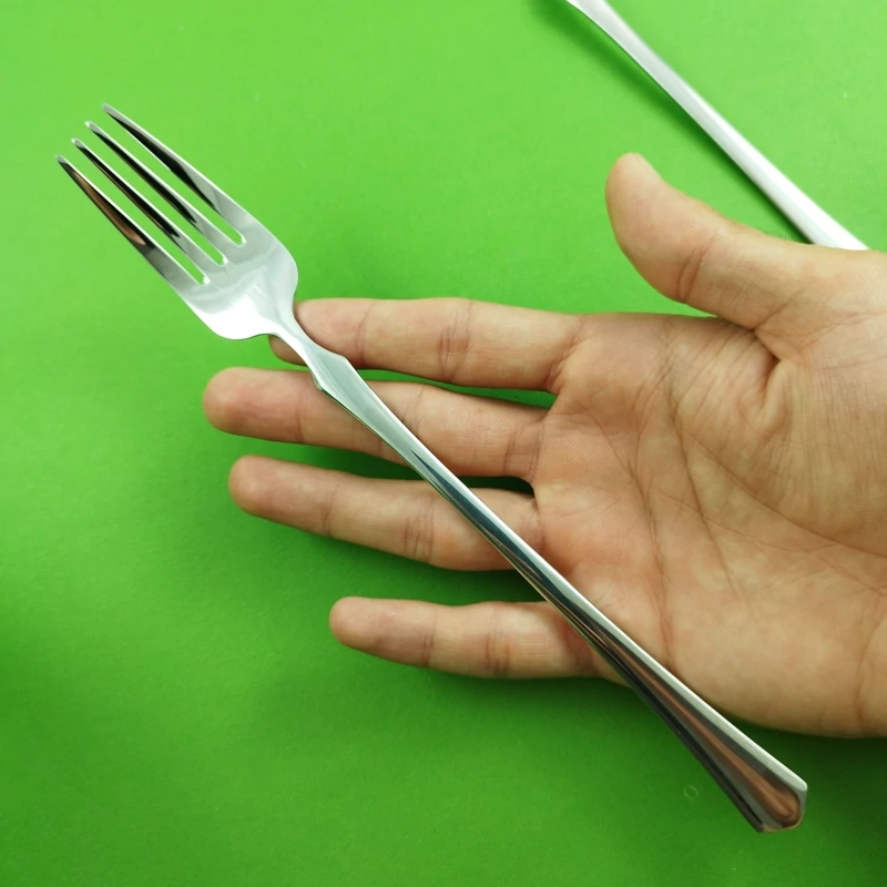 ست قاشق و چنگال گیلدا طرح نیوکلاسیک بسته 6+6 عددی با ارسال رایگان