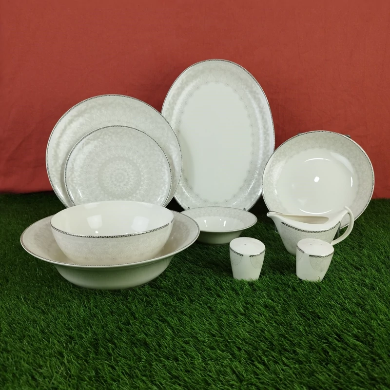 سرویس چینی 30 پارچه 6 نفره توس مدل سدنا