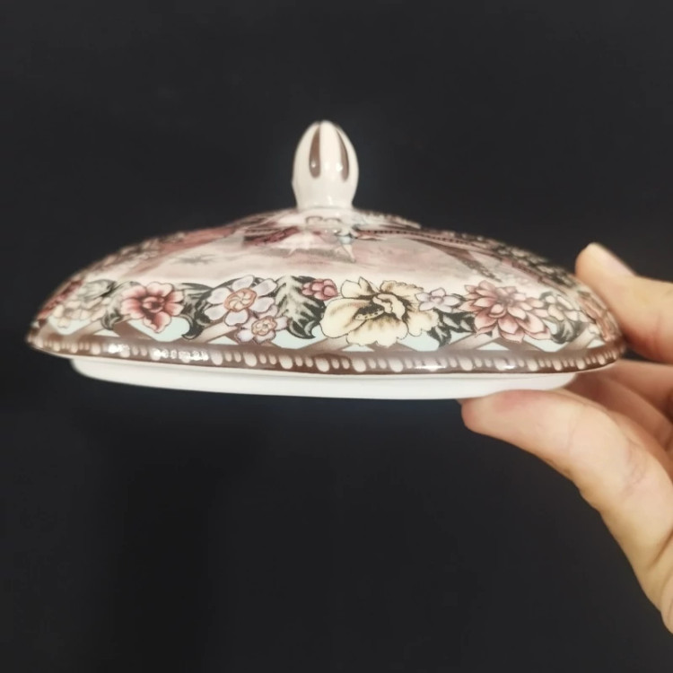 شکلات خوری بیضی چینی BAVARIA مدل گاردن دیت 007A با ارسال رایگان