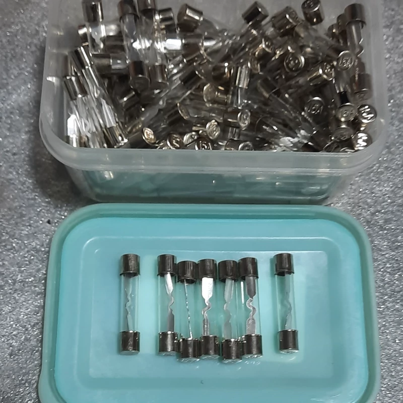 فیوز شیشه ای خارجی برند تکنو