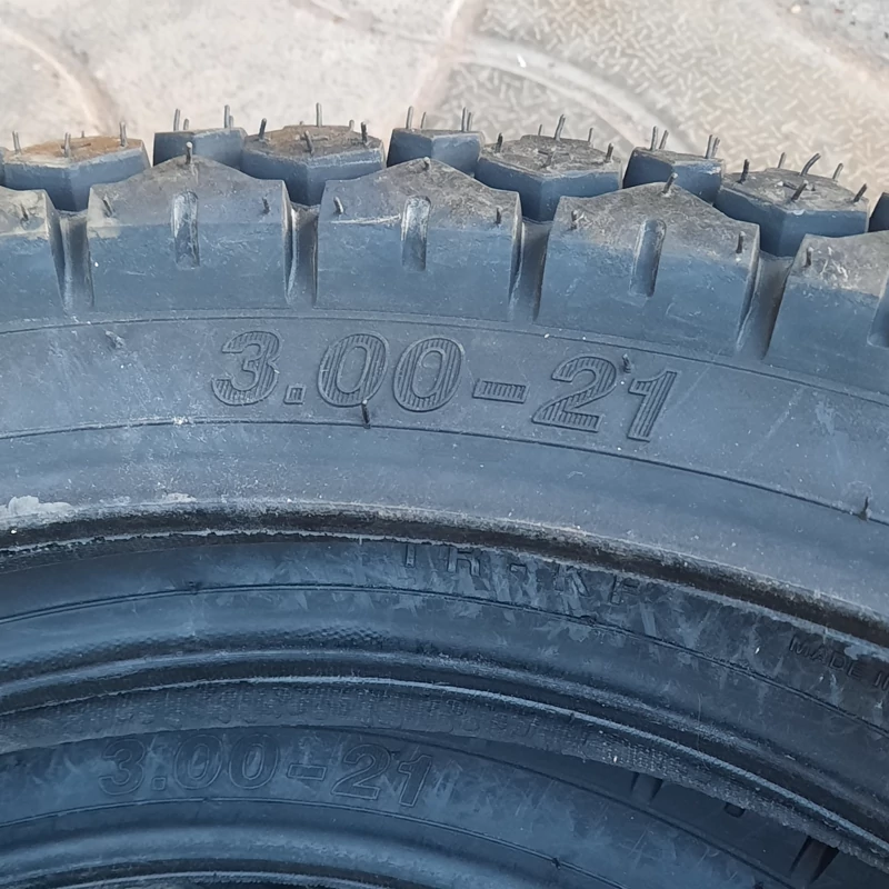 لاستیک 300در21گل تریل جلو انواع تریل