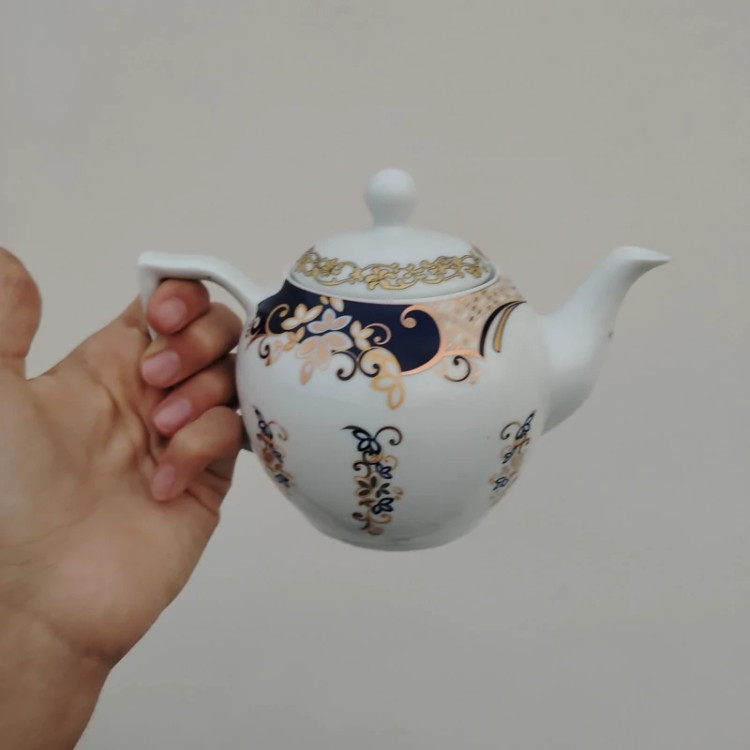 قوری چینی واتسون مدل صدف کد 03 کوچک در 3رنگ ارسال رایگان