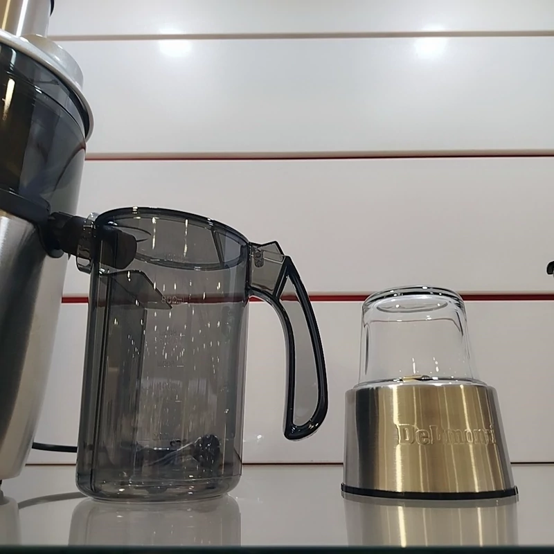 آبمیوه گیری 4 کاره دیجیتالی دلمونتی مدل DL-735 با ضمانت 18 ماهه و ارسال رایگان