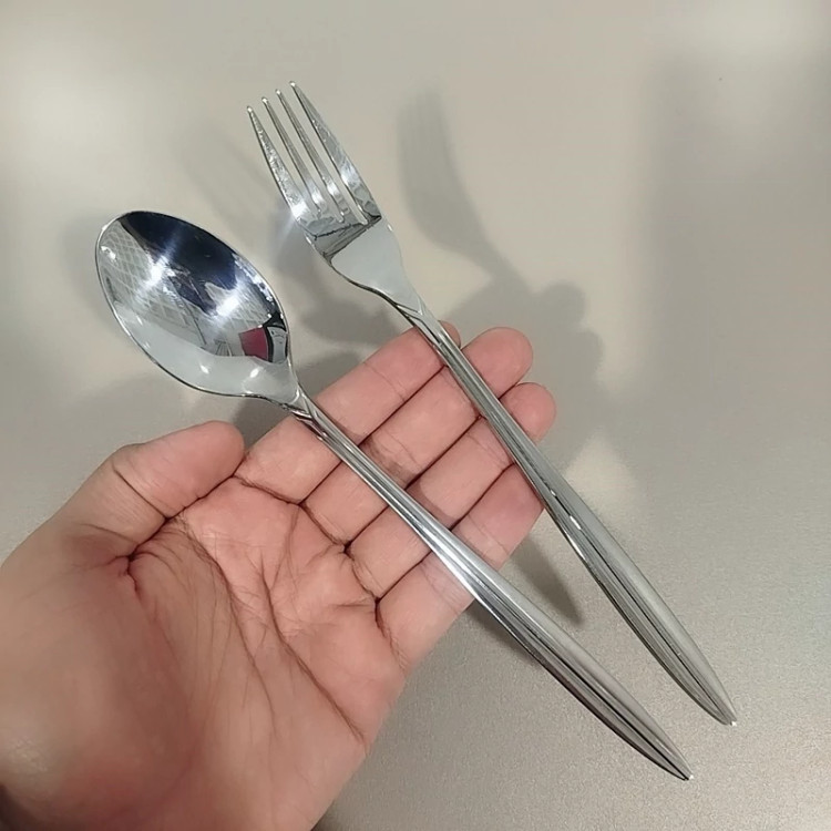 ست قاشق و چنگال استیل MTG کد 2605 بسته 6+6 با ارسال رایگان