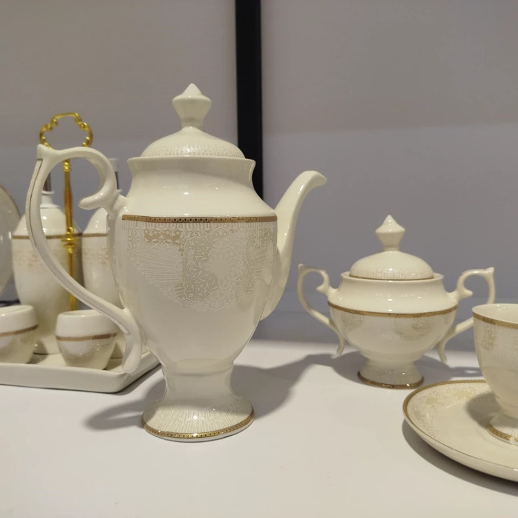 سرویس 168 پارچه (26 نفره) پردیس کد 6010B با ارسال رایگان