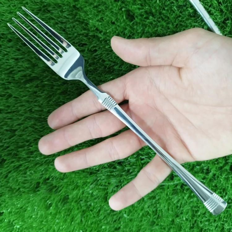 ست قاشق و چنگال گیلدا مدل کلاسیک بسته 12 عددی با ارسال رایگان
