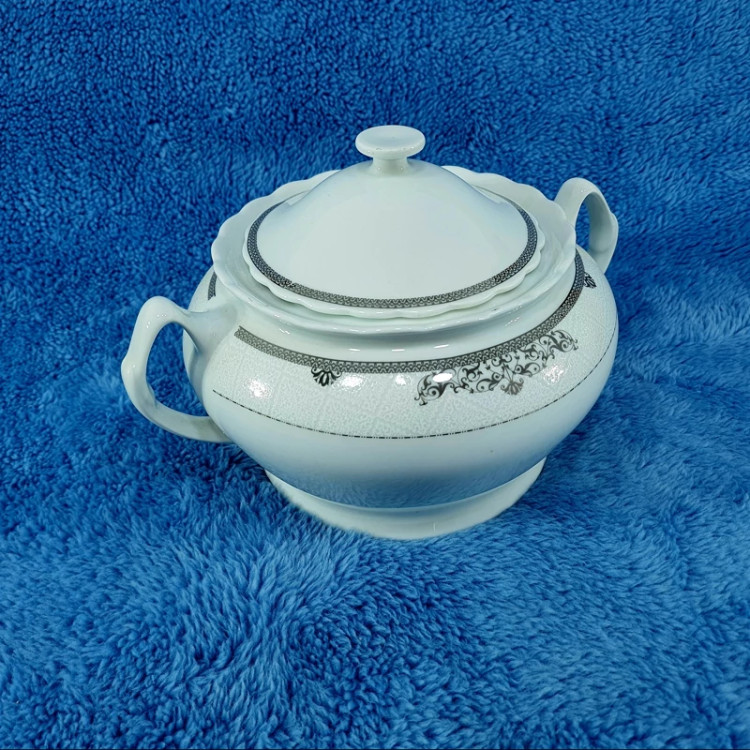 سوپ خوری درب دار چینی پارس کد 533 با ارسال رایگان