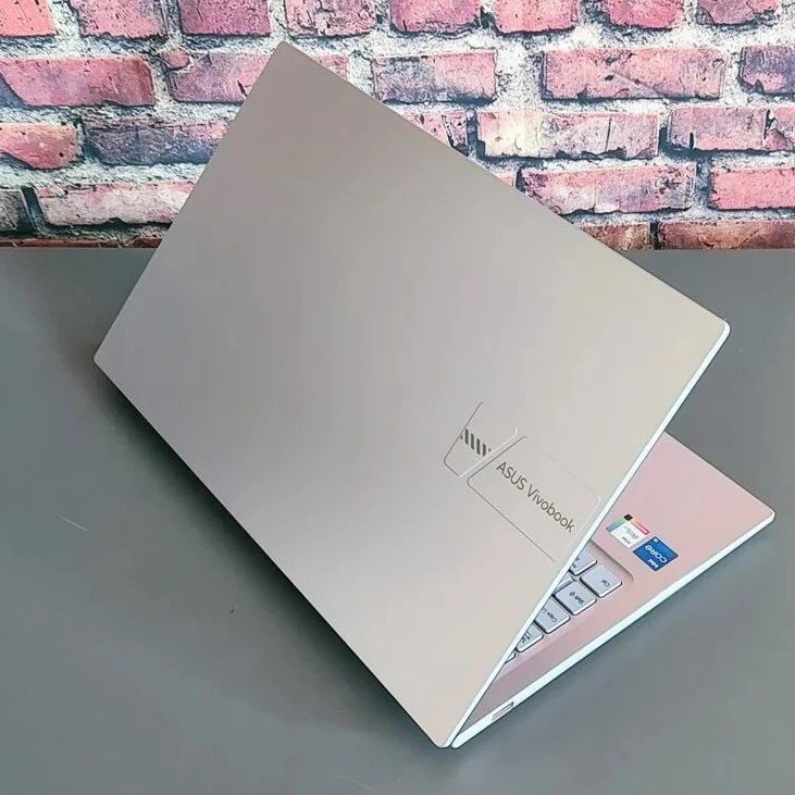 لپ تاپ 15.6 اینچی ایسوس مدل Vivobook 15 X1504VA-NJ2920-Core 5 120U-24GB DDR4 3200MHz-1TB SSD-TN - کاستوم شده