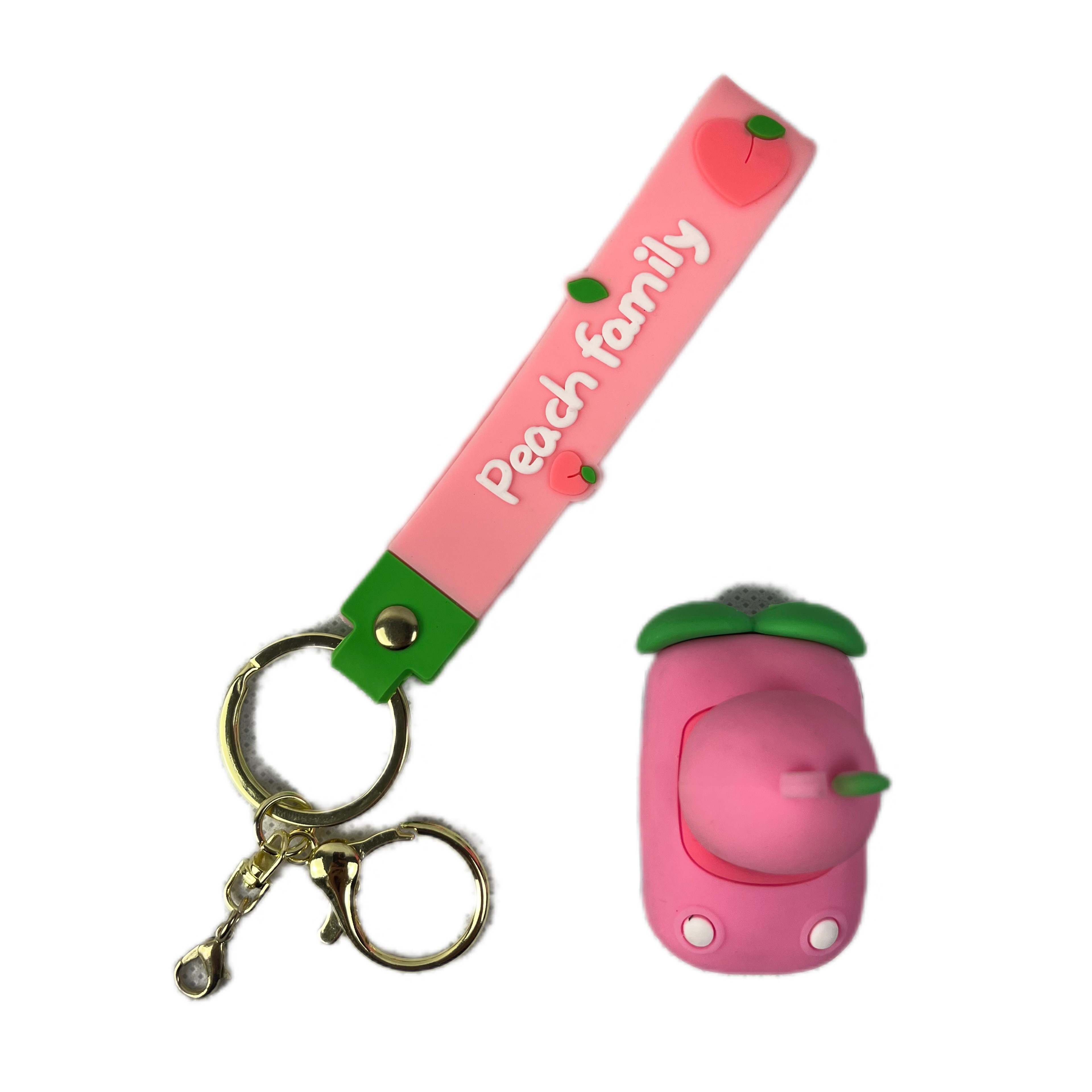 جاسوییچی و جاکلیدی سیلیکونی و ماشین عقب کش طرح Peach Family صورتی