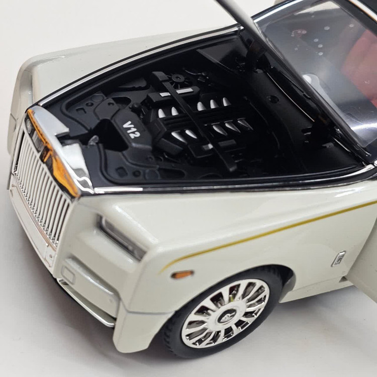 ماکت ماشین بازی ناب سل مدل رولزرویس سقف کهکشانی فلزی موزیکال کد Rolls-Royce scale 1:18