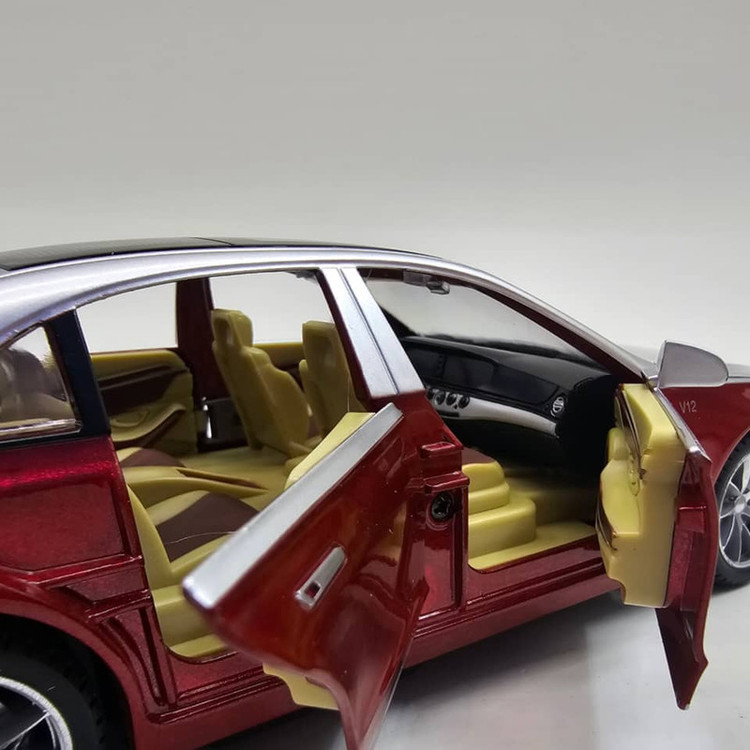 ماشین بازی کنترلی ناب سل مدل بنز میباخ دودزا شارژی فلزی چراغدار موزیکال MERCEDES BENZ MAYBACH