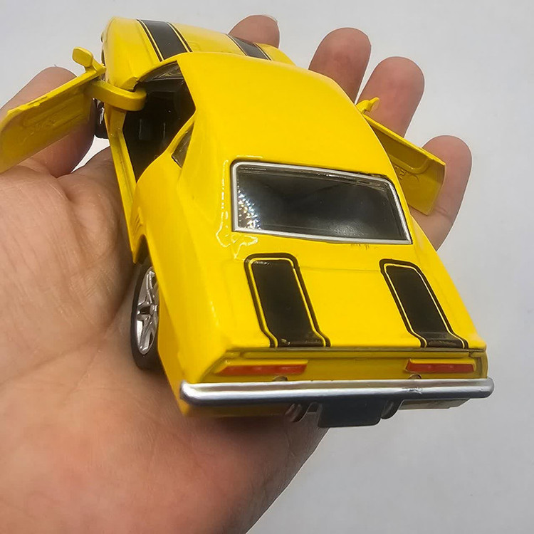ماکت ماشین ناب سل مدل شورلت کامارو فلزی موزیکال چراغدار دو در کد CHEVROLET CAMARO METAL MUSICAL LIGHTED CAR NAAB004 SCALE 1:48