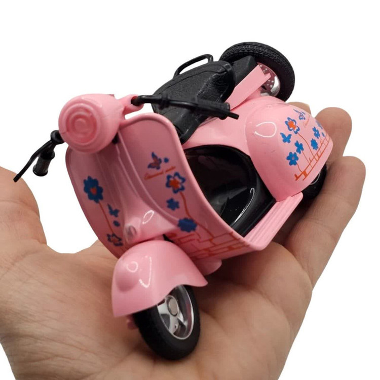 موتور بازی ناب سل مدل وسپا فلزی موزیکال چراغدار فانتزی کد Vespa metal toy motorbike with lights and music naab002