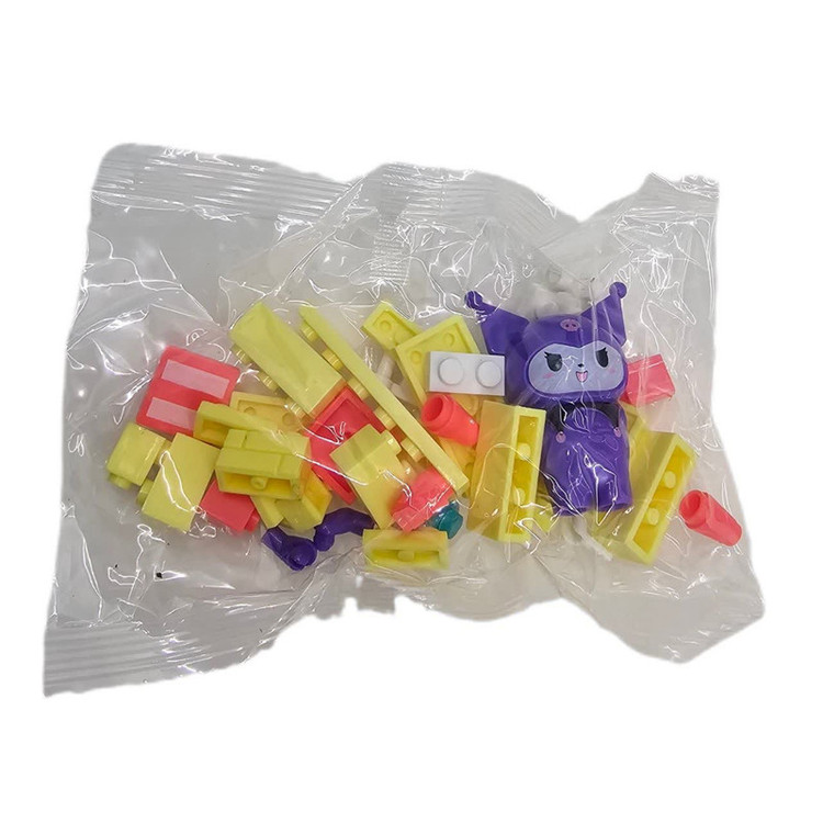 ساختنی ناب سل مدل 20 تکه کرومی در هپی پارک کد SANRIO FIGURE 86093 NO.2