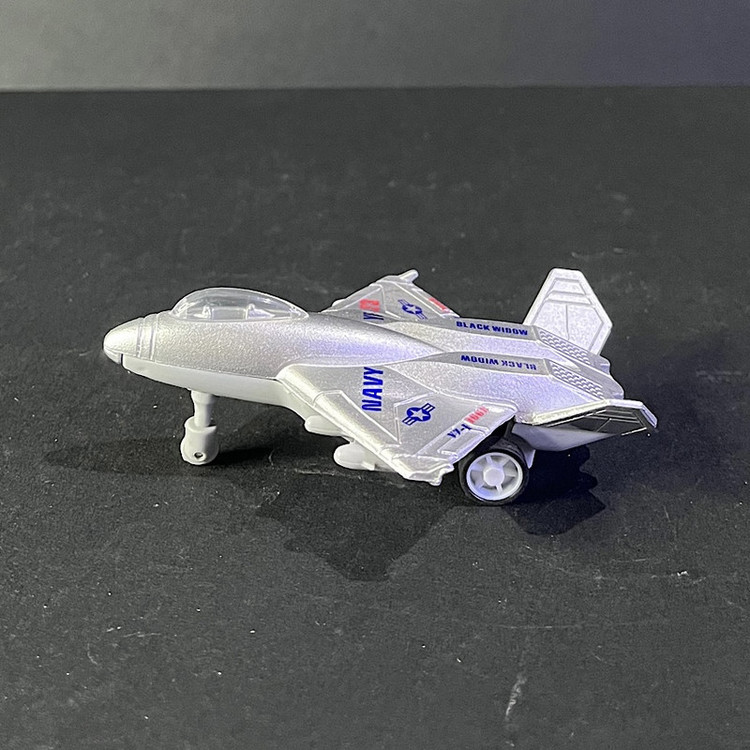 هواپیما بازی مدل f22