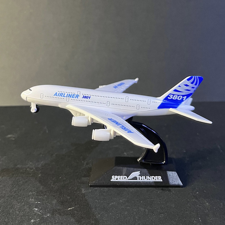 ماکت هواپیما مدل ایرباس A380