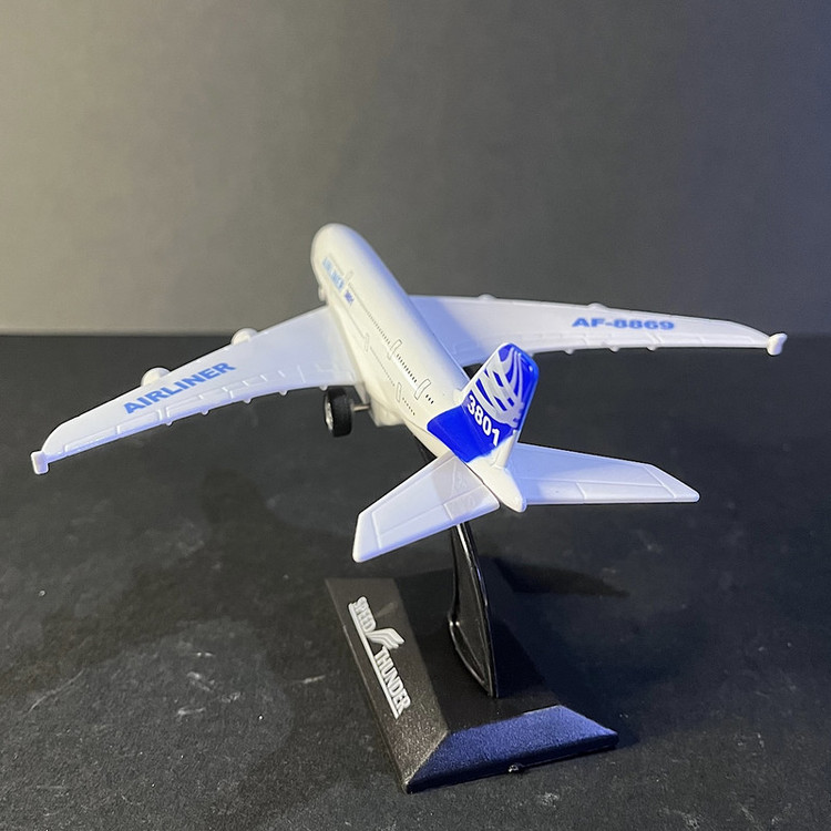 ماکت هواپیما مدل ایرباس A380