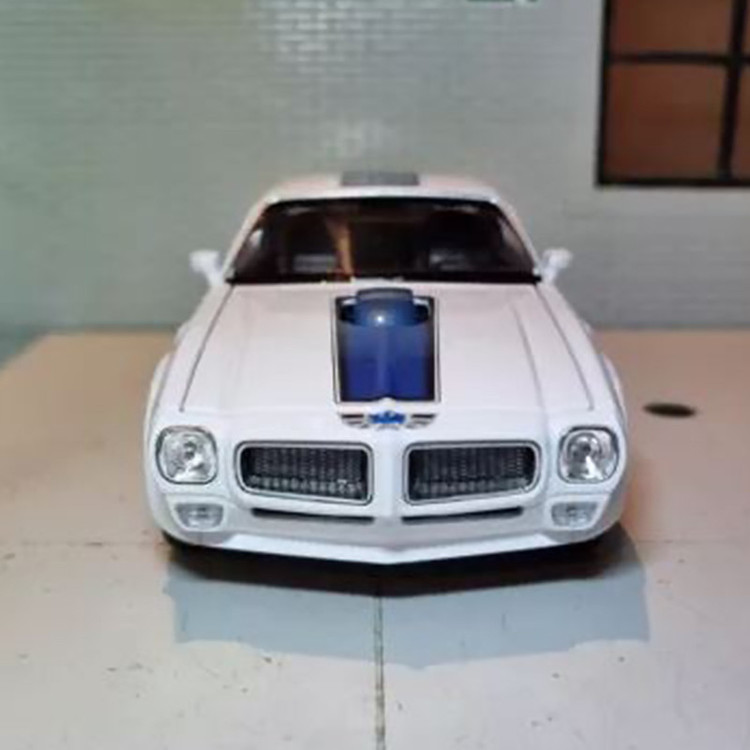 ماکت ماشین ولی مدل پونتیاک 1972 Pontiac Firebird