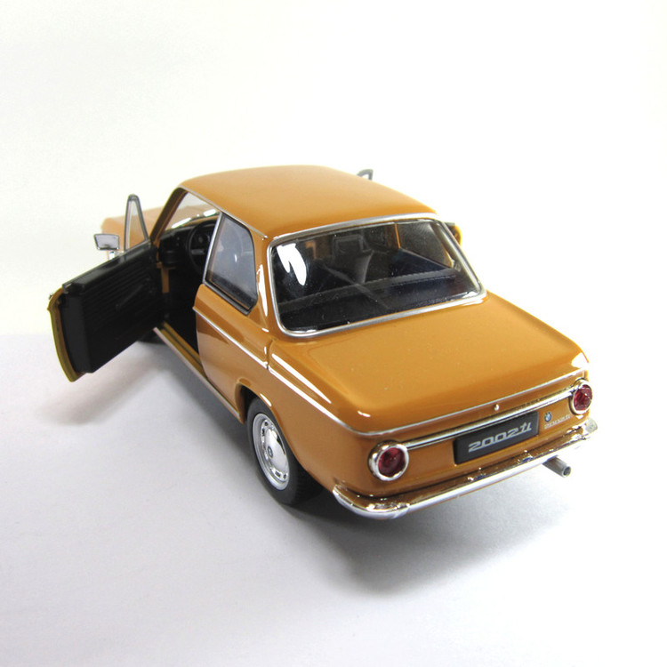 ماشین بازی ولی مدل BMW 2002ti NEX