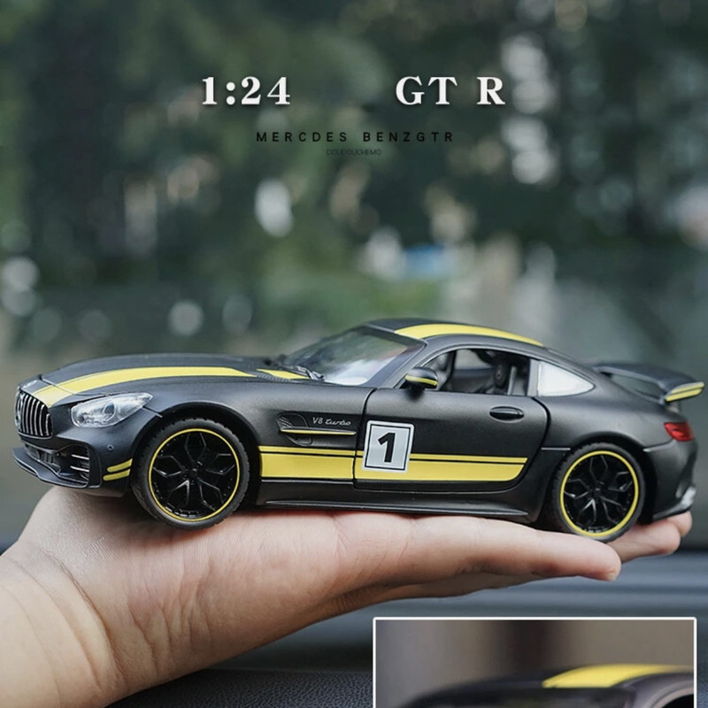 ماشین بازی مدل مرسدس بنز AMG GTR