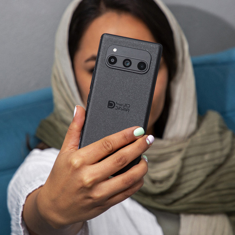 گوشی موبایل داریا مدل bond 5G دو سیم کارت ظرفیت 256 گیگابایت و رم 8 گیگابایت به همراه شارژر